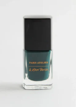 & Other Stories Makeup | Nails | Cuir Cafe Nail Polish