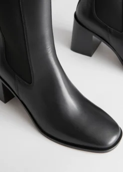 & Other Stories Boots | Heeled Leather Chelsea Boots Black