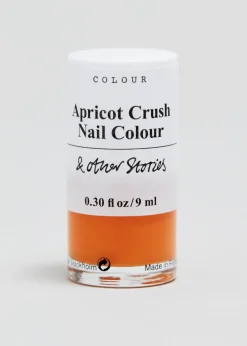 & Other Stories Makeup | Nail Polish
