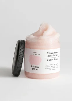 & Other Stories Bath & Body | Perle De Coco Body Scrub