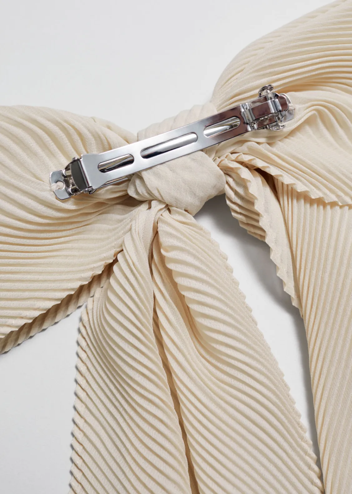 & Other Stories Hair Accessories | Pleated Bow Hair Clip Beige