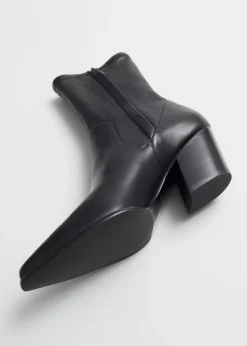 & Other Stories Boots | Pointed Leather Boots Black