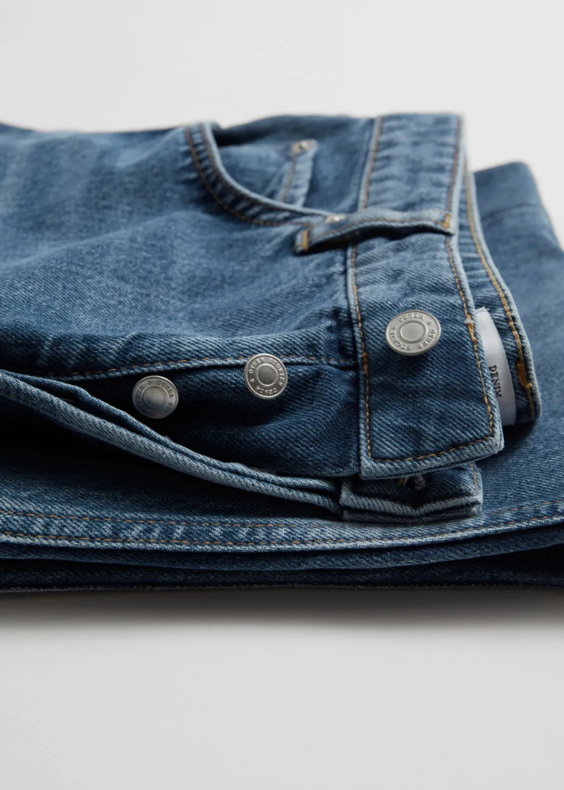 & Other Stories Jeans | Relaxed Tapered Jeans