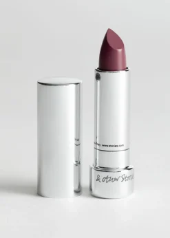 & Other Stories Makeup | Scarlet Red Lipstick