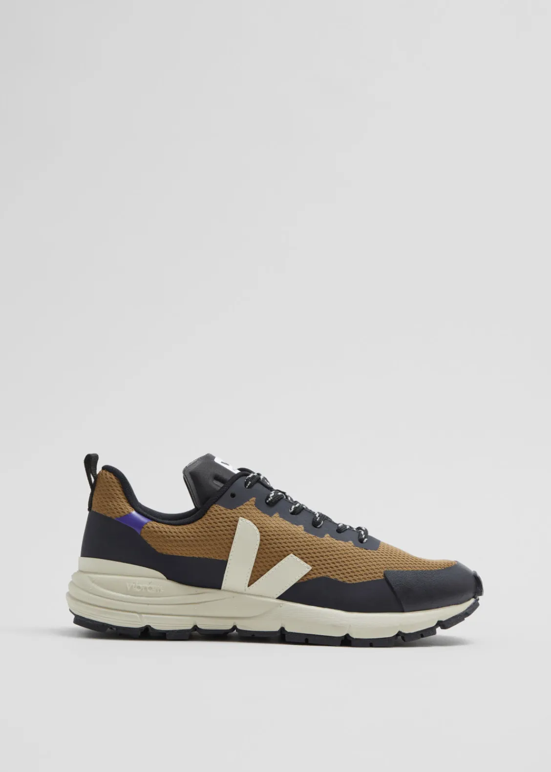 & Other Stories Sneakers | Veja Dekkan Sneakers Brown