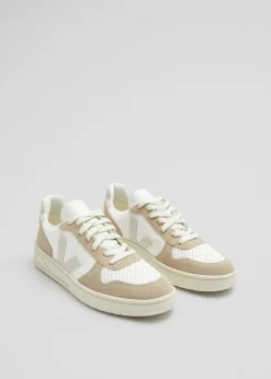 & Other Stories Sneakers | Veja V-10 Sneakers Beige/White