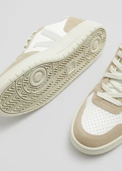 & Other Stories Sneakers | Veja V-10 Sneakers Beige/White